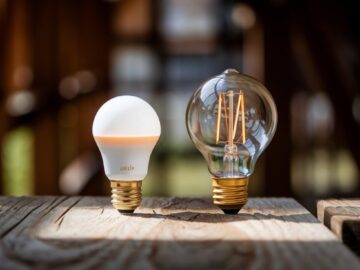 bec cu led sau clasic